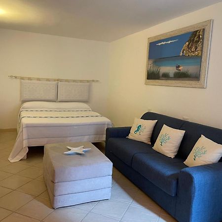 Villa A Golfo Aranci Con Vista Su Tavolara Marinella  Buitenkant foto
