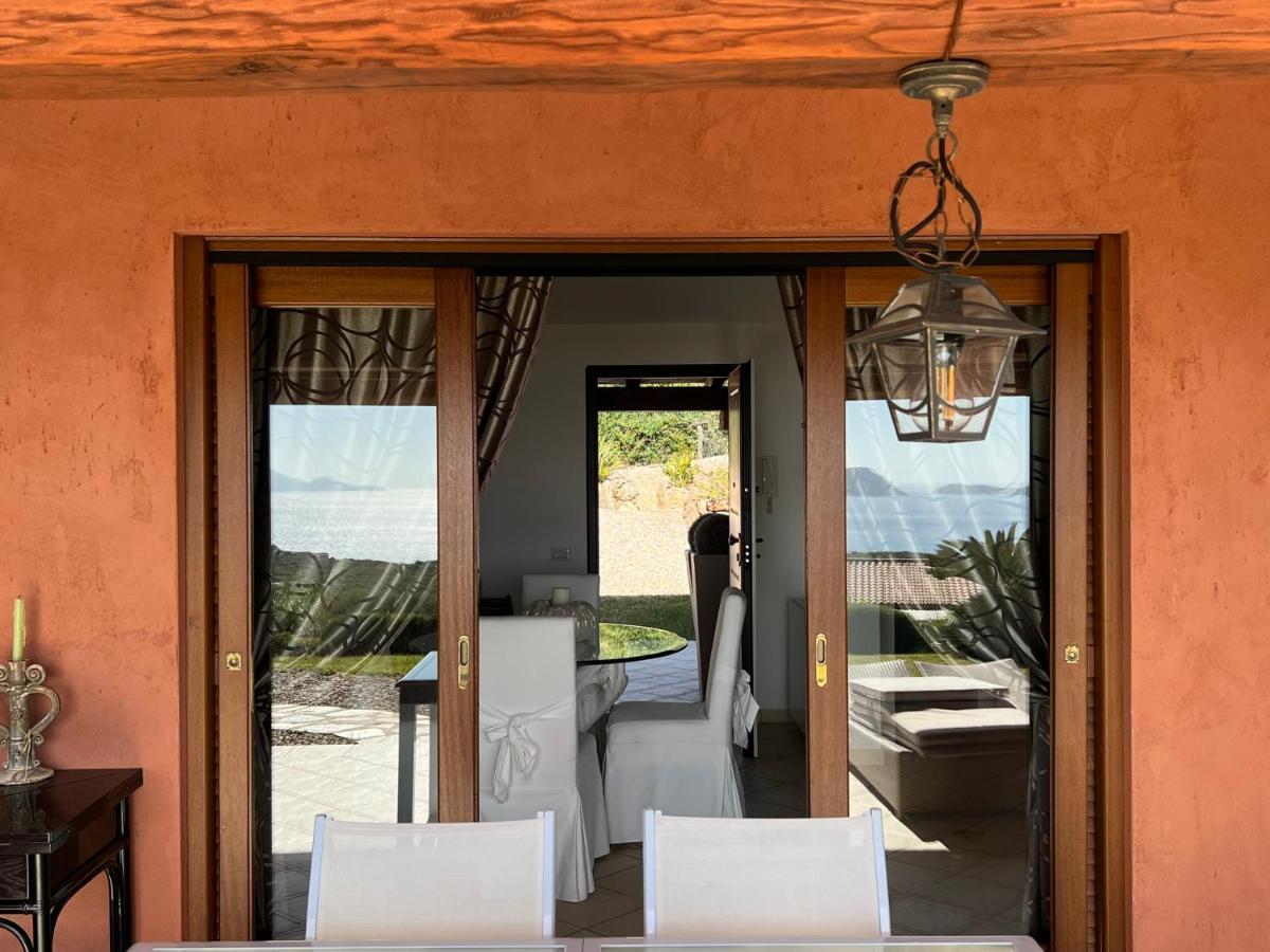 Villa A Golfo Aranci Con Vista Su Tavolara Marinella  Buitenkant foto