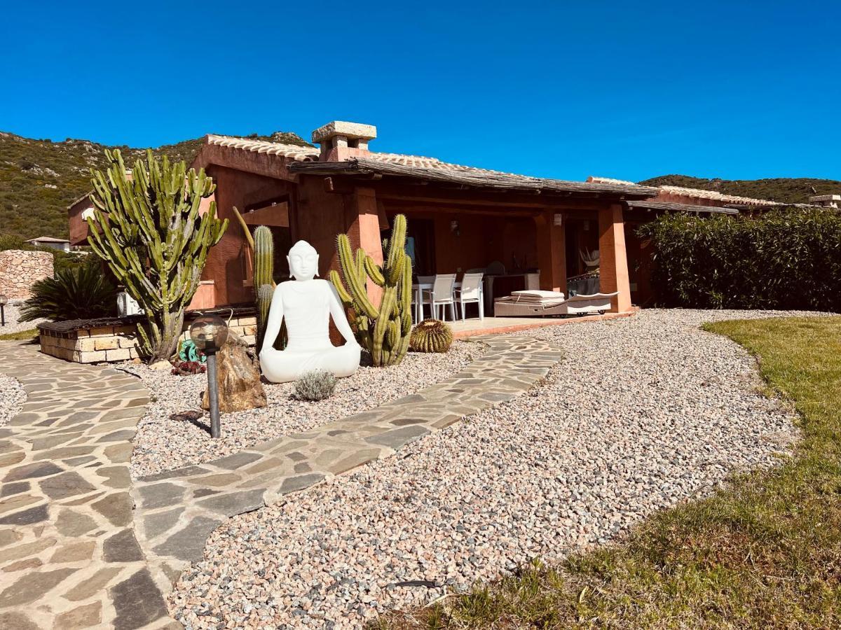 Villa A Golfo Aranci Con Vista Su Tavolara Marinella  Buitenkant foto