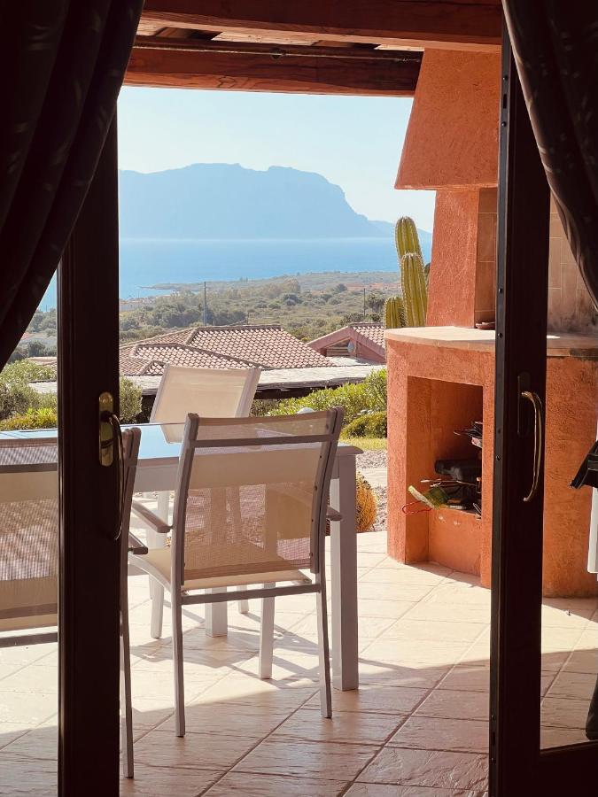 Villa A Golfo Aranci Con Vista Su Tavolara Marinella  Buitenkant foto