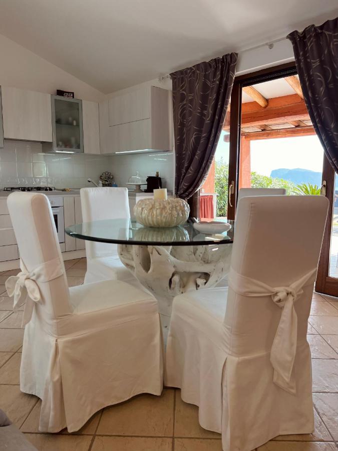 Villa A Golfo Aranci Con Vista Su Tavolara Marinella  Buitenkant foto