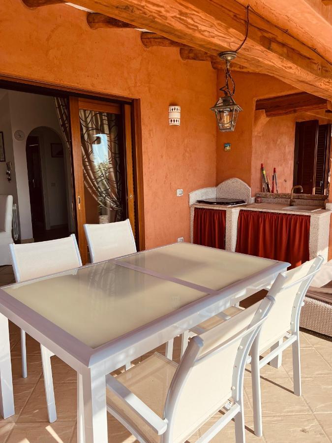 Villa A Golfo Aranci Con Vista Su Tavolara Marinella  Buitenkant foto